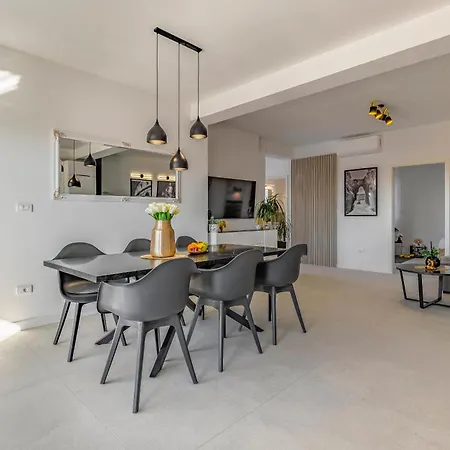 Apartment Veluana 2